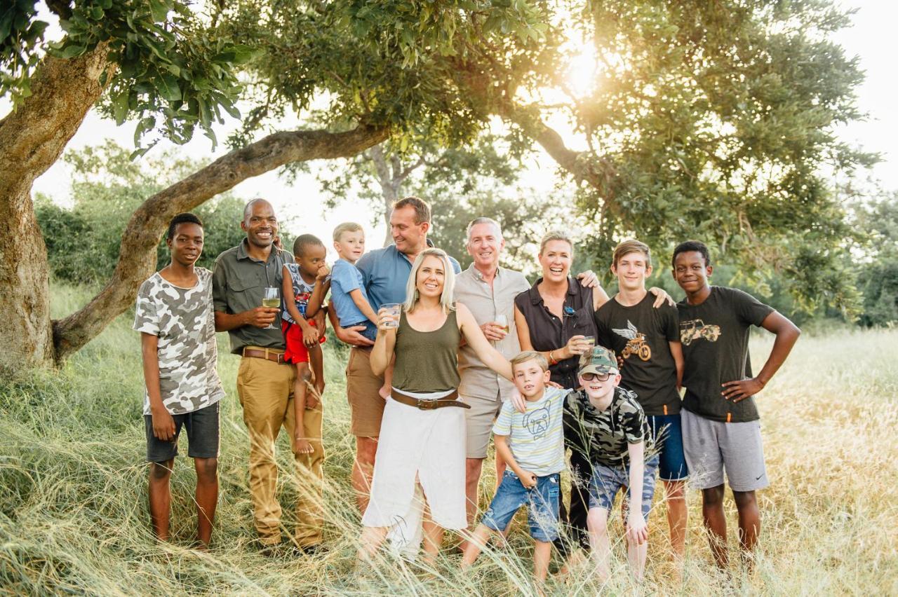 Tanda Tula Safari Camp Villa Timbavati viltreservat Exteriör bild